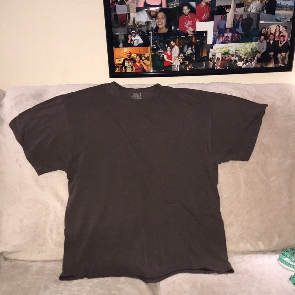Fruit of the loom XL brown short sleeved shirt 💕